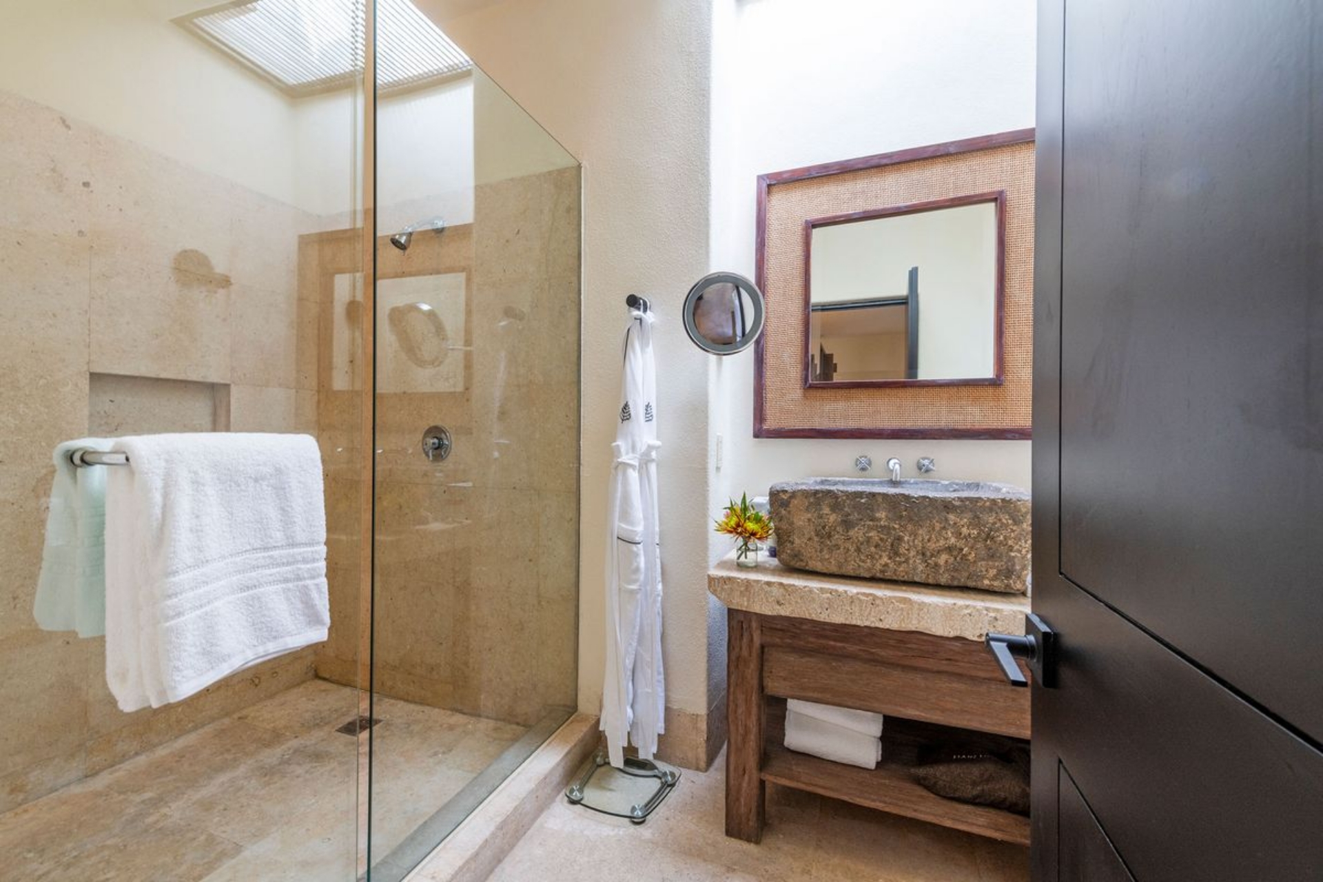 Picture of Four Seasons Villa #11 