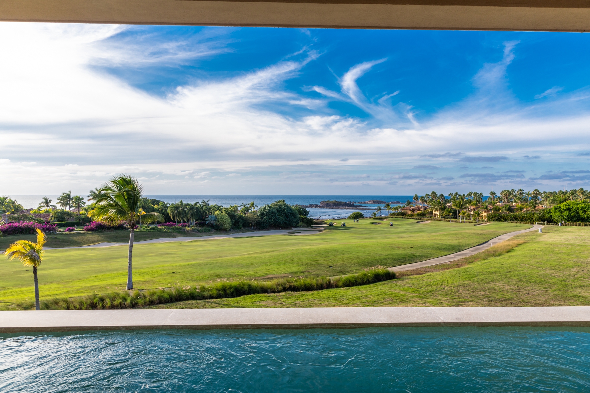 Picture of Marietas 202D