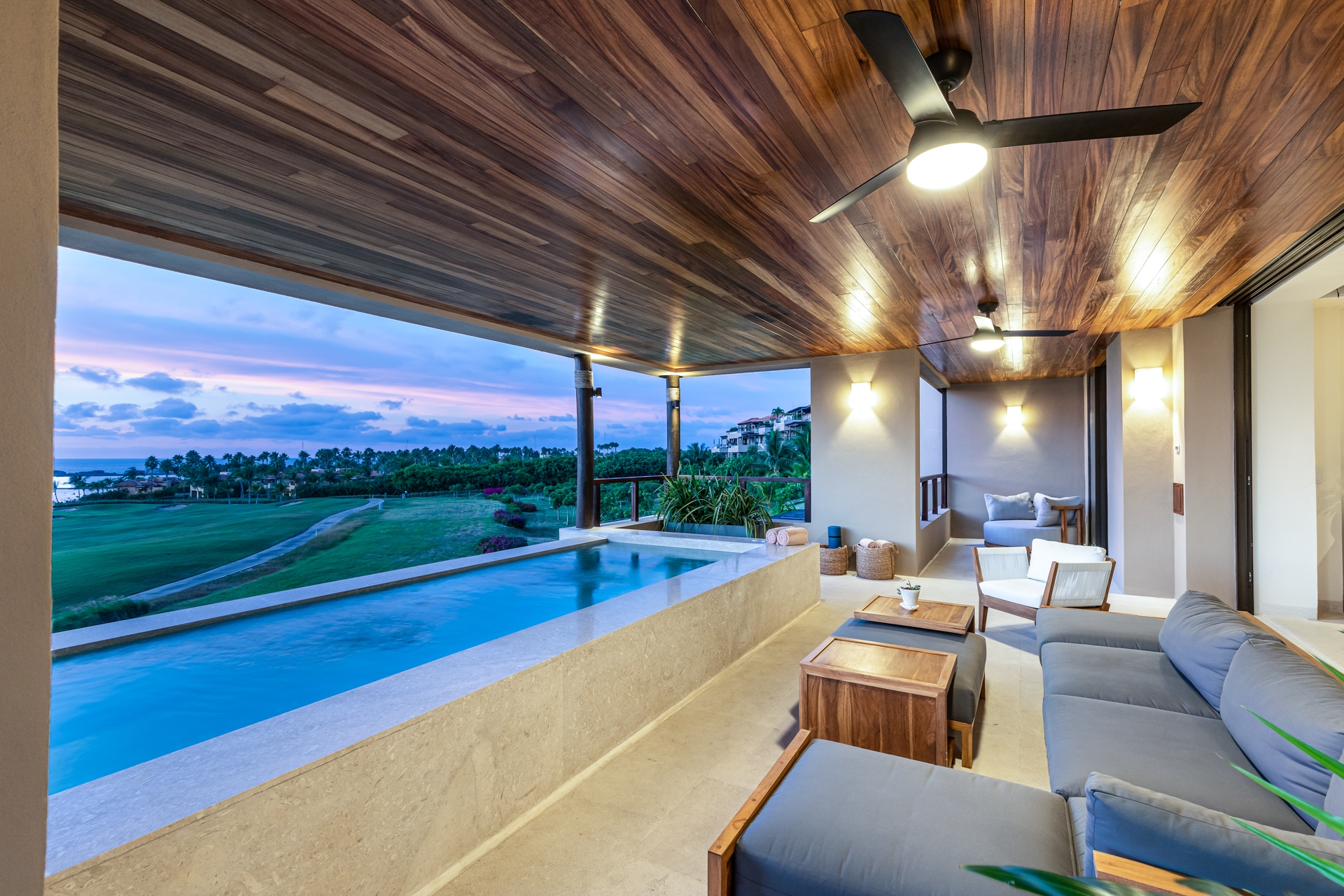 Picture of Marietas 202D