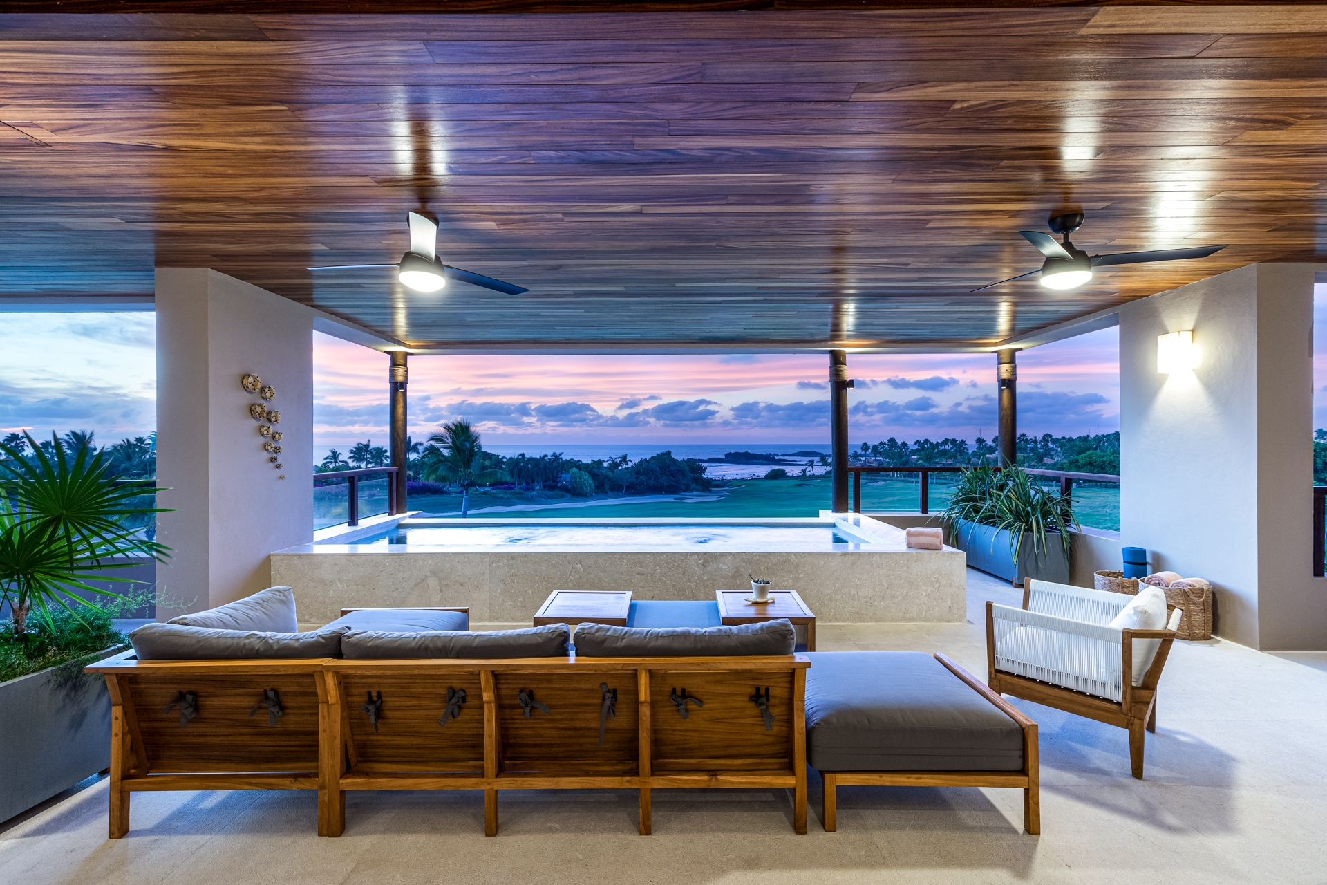 Picture of Marietas 202D