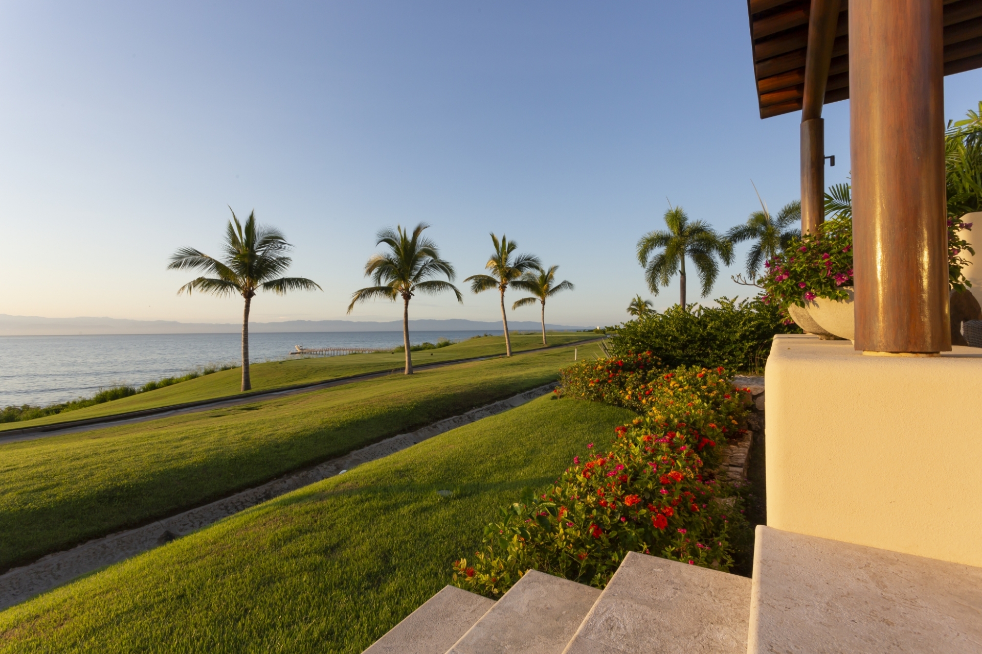 Stay Near the Green: Best Luxury Golf Front Villas in Punta Mita