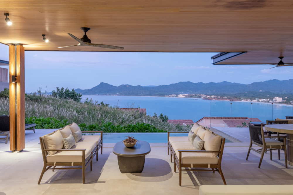 Infinity pool overlooking the Pacific Ocean at Casa Mar y Cielo luxury villa in Punta Mita.