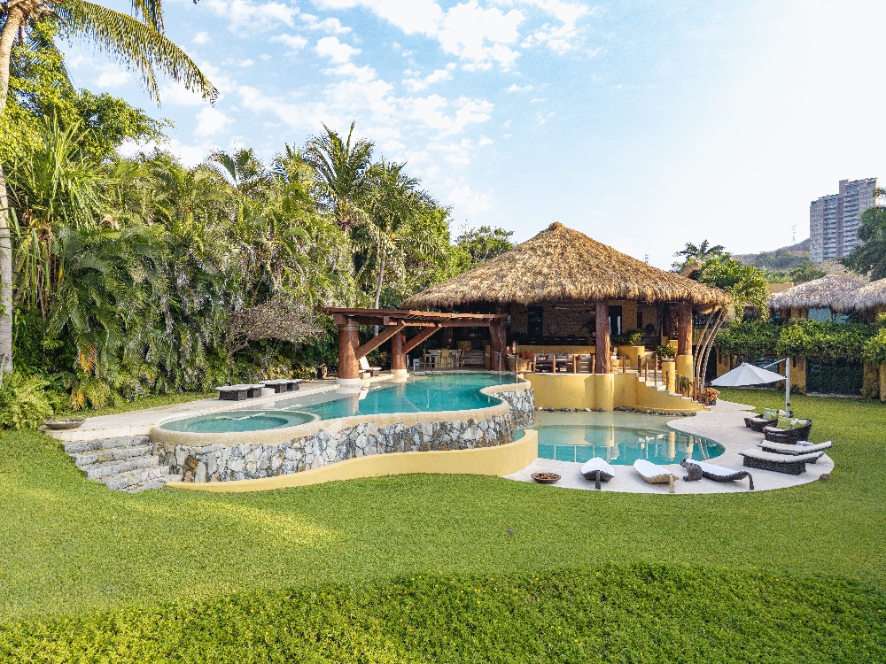 Casa-Sautari-ixtapa-vehm