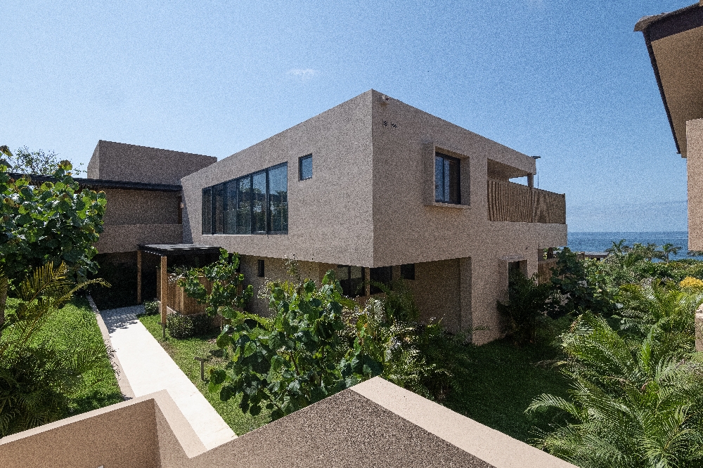 Tres-Coaties-Punta-Mita