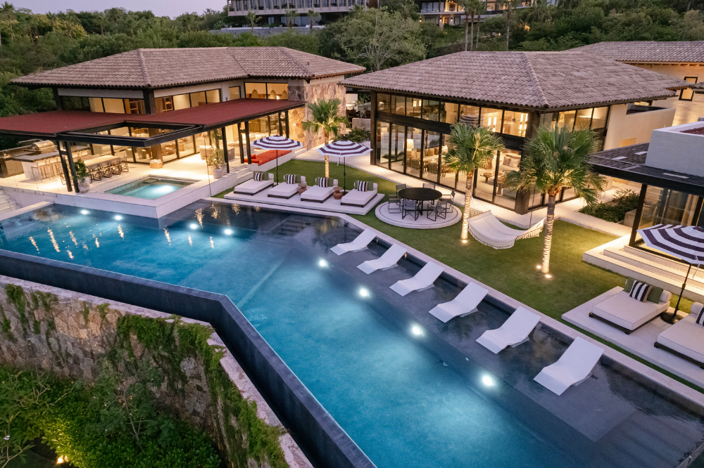 Beachfront luxury estate in Kupuri Punta Mita featuring three private casitas and a monumental infinity pool.